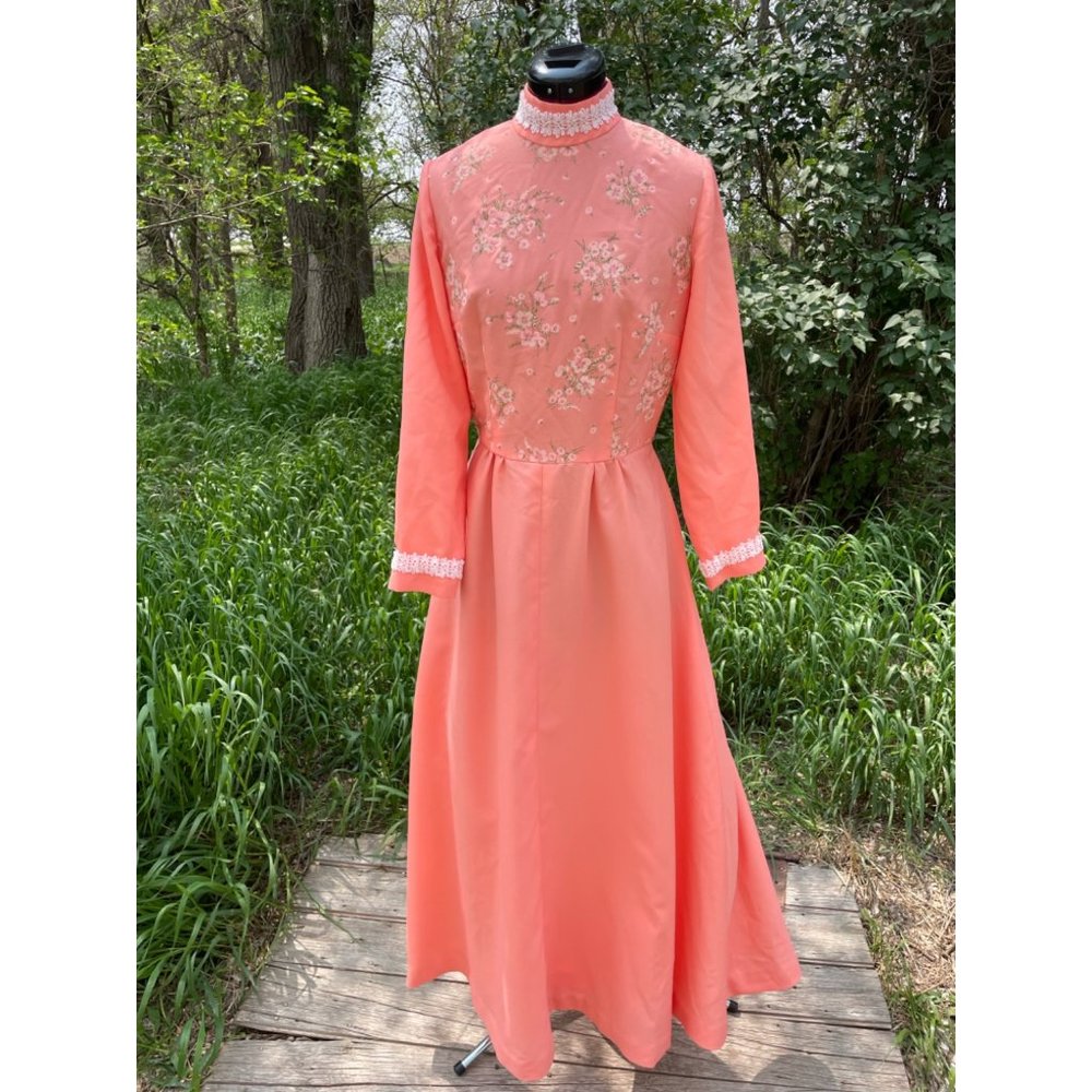 Vintage Peach Floral 1970s Long Maxi Dress Size Medium - Picture 2 of 16